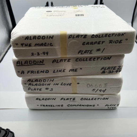 Bradford Exchange Porcelain Collector Plates 1-4 Disney Aladdin Jasmine Genie - Picture 6 of 12